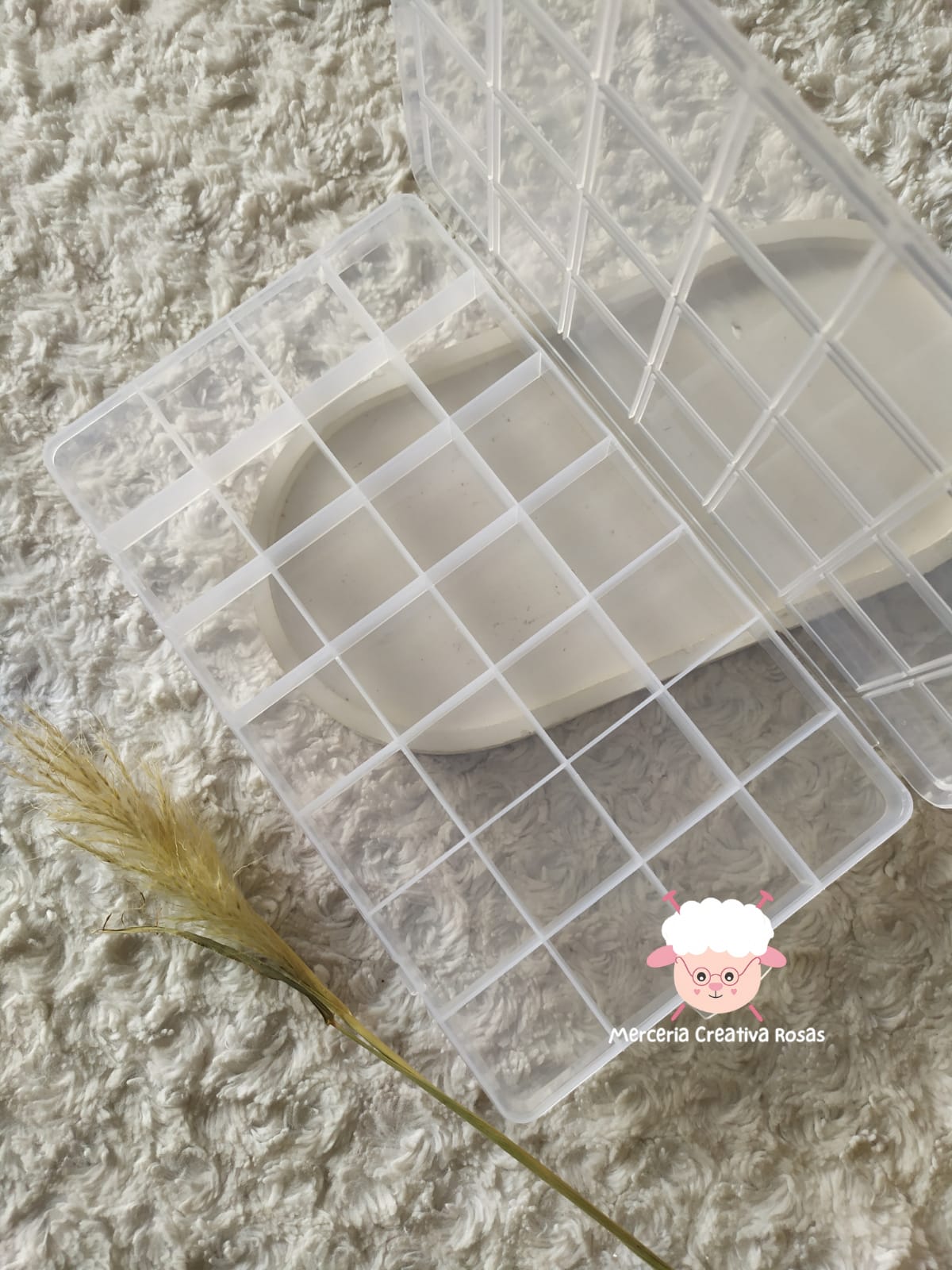 Caja 28 divisiones